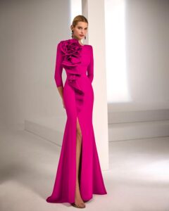 MARFIL vestido fucsia con detalle flor